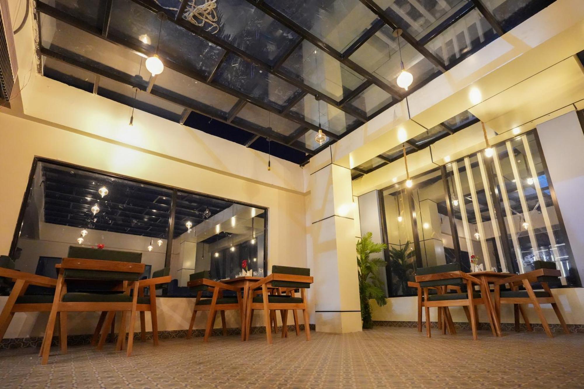 Purnia Hotel Pavitra מראה חיצוני תמונה